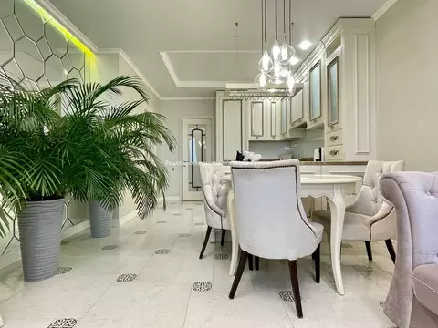 3-к кв. Хабаровский край, Хабаровск Ленинградская ул., 53к1 (90.9 м)