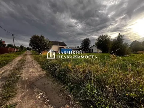 Участок в Ленинградская область, Ломоносовский район, д. Гостилицы  ...