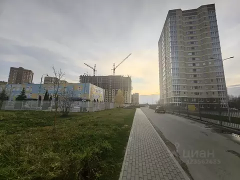 2-к кв. Калужская область, Калуга ул. Серафима Туликова, 4 (64.85 м)