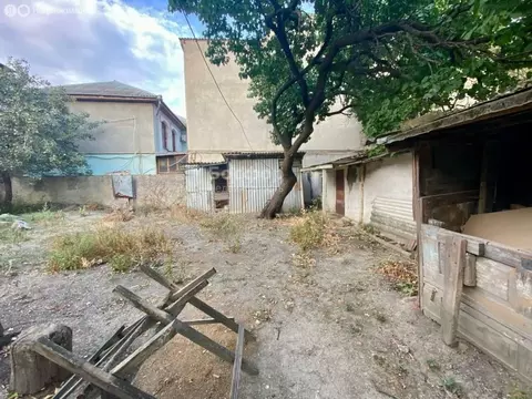 Участок в Феодосия, Галерейная улица (5.3 м)