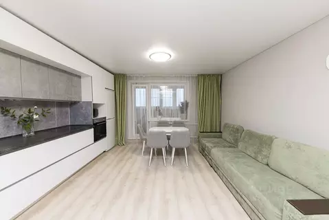 2-к кв. Челябинская область, Челябинск просп. Краснопольский, 13 (82.5 ...