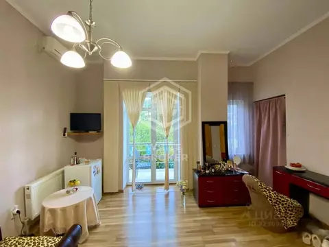 Дом в Крым, Ялта ул. Мичурина, 11 (590 м)