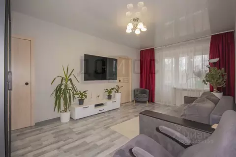 3-к кв. Свердловская область, Верхняя Пышма ул. Чайковского, 39 (56.1 ...