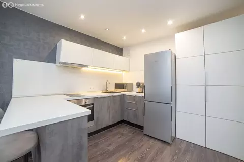 1-комнатная квартира: Екатеринбург, улица Краснолесья, 10 (37.7 м)