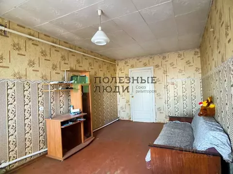 3-к кв. Орловская область, Болховский район, Багриновское с/пос, с. ...