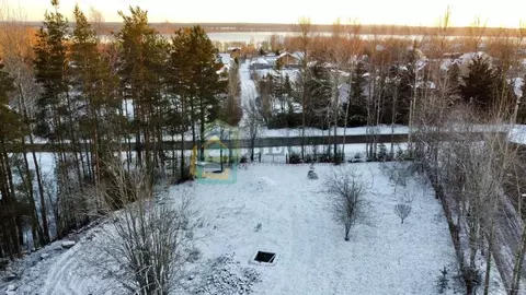 Участок в Ленинградская область, Приозерский район, пос. Мичуринское  ...