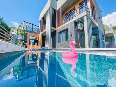 Дом в Краснодарский край, Сочи Целинная ул., 39 (190 м)