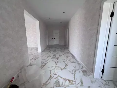 Дом в Крым, Симферопольский район, Добровское с/пос, с. Пионерское ул. ...