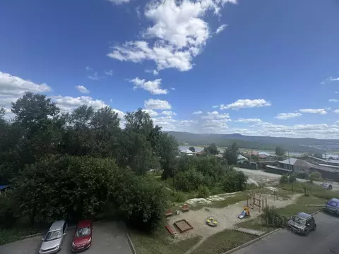 3-к кв. Челябинская область, Златоуст ул. 6-я Демидовская, 53 (65.0 м)