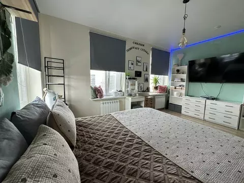 2-к кв. Ямало-Ненецкий АО, Новый Уренгой Славянский мкр, 1/4 (68.0 м)