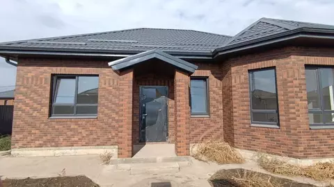 Дом в Краснодарский край, Краснодар пос. Индустриальный, ул. ...