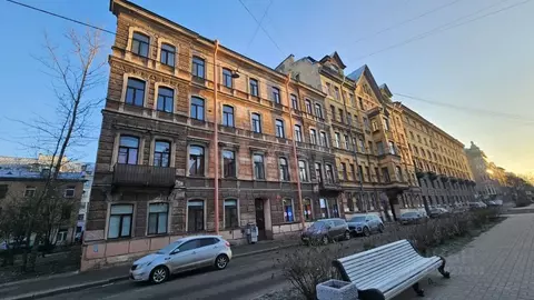 4-к кв. Санкт-Петербург 14-я Васильевского острова линия, 47 (82.7 м)