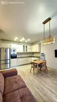 3-комнатная квартира: Челябинск, улица Героя России А.В. Яковлева, 3 ...