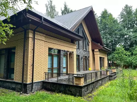 Дом в Ленинградская область, Выборгский район, Полянское с/пос, пос. ...