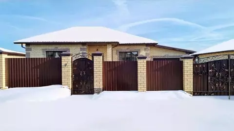 Дом в Белгородская область, Белгородский район, Дубовское с/пос, пос. ...