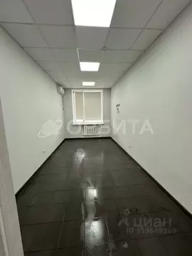 Офис в Тюменская область, Тюмень ул. 50 лет Октября, 120 (16 м)
