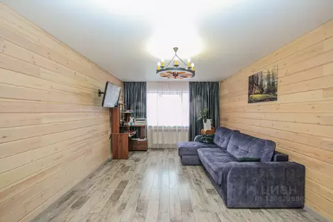 Дом в Бурятия, Улан-Удэ Тепличный мкр, 18-й кв-л, 12 (226 м)