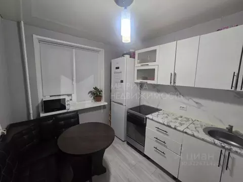 1-к кв. Тюменская область, Тюмень ул. Федюнинского, 13 (33.0 м)