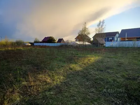 Участок в Новгородская область, Новгородский район, Ракомское с/пос, ...