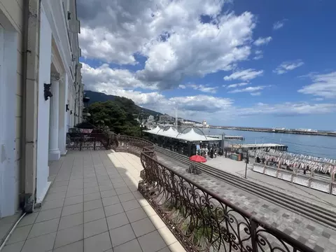 2-к кв. Крым, Ялта наб. Имени В.И. Ленина, 21 (60.0 м)