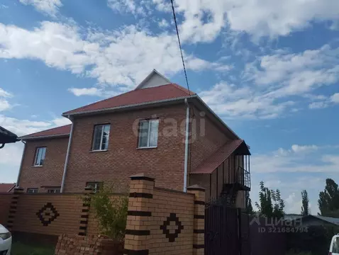 Дом в Белгородская область, Белгород пер. 2-й Комсомольский, 1в (200 ...