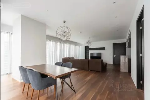 Офис в Москва 1-й Красногвардейский проезд, 21с2 (171 м)