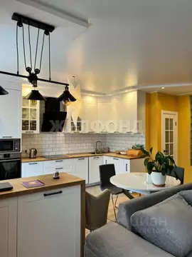 3-к кв. Новосибирская область, Новосибирск Военная ул., 16 (101.9 м)