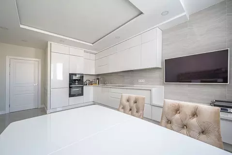 3-к кв. Свердловская область, Екатеринбург ул. Куйбышева, 21 (93.7 м)