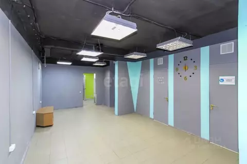 Помещение свободного назначения в Тюменская область, Тюмень ул. ...