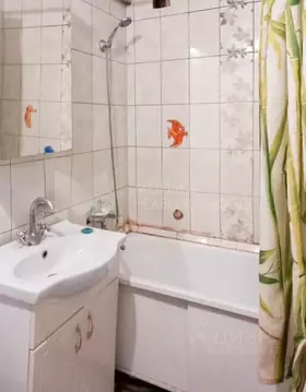 2-к кв. Тюменская область, Тюмень ул. Парфенова, 28 (46.3 м)