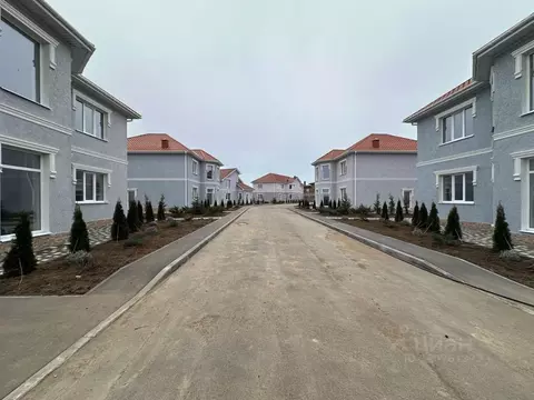 Дом в Крым, Евпатория городской округ, Заозерное пгт ул. Космическая, ...