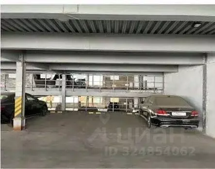 Гараж в Москва ул. Саморы Машела, 2к1 (15 м)