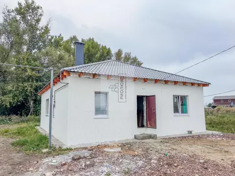 Дом в Челябинская область, с. Агаповка ул. Известковая, 24Б (100 м)