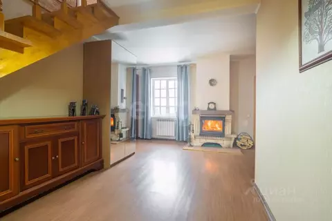 Дом в Санкт-Петербург пос. Парголово, ул. Первого Мая, 26 (200 м)