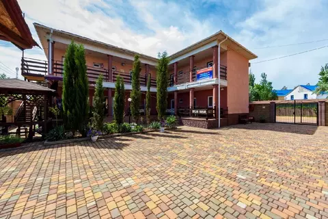 Помещение свободного назначения в Крым, Саки ул. Морская (371 м)