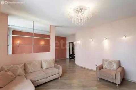 3-комнатная квартира: Омск, улица Чернышевского, 3 (146.5 м)