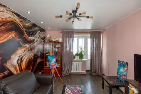 3-к кв. Тюменская область, Тюмень Мелиораторов мкр, ул. Мелиораторов, ...