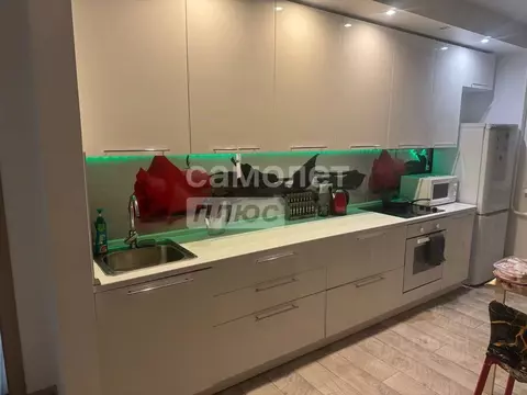 1-к кв. Тюменская область, Тюмень ул. Николая Зелинского, 5к1 (48.8 м)