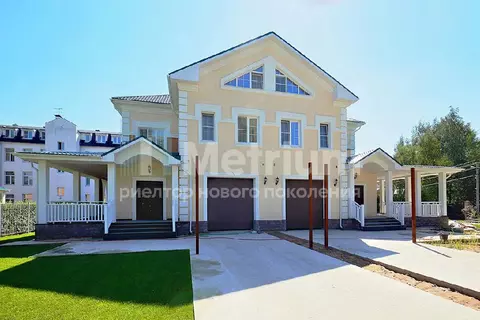 Продается дом в КП Клубничные поля