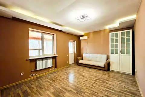 Дом в Краснодарский край, Краснодар ул. Дементия Красюка (375 м)