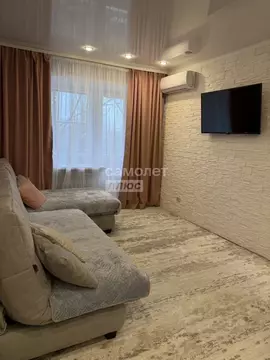 2-к кв. Липецкая область, Липецк ул. Космонавтов, 13/3 (42.0 м)