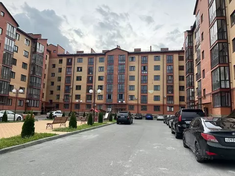 3-к кв. Северная Осетия, Владикавказ ул. Билара Кабалоева, 18 (94.0 м)