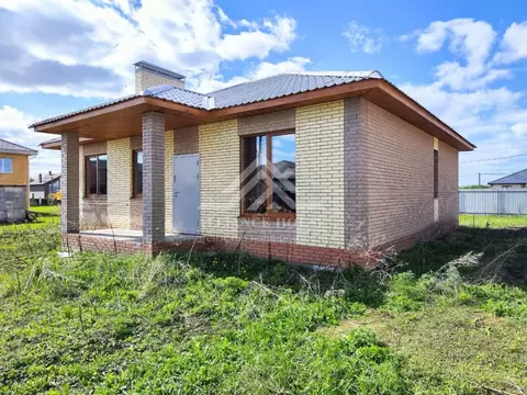 Дом в Татарстан, Лаишевский район, Кирбинское с/пос, д. Травкино ул. ...