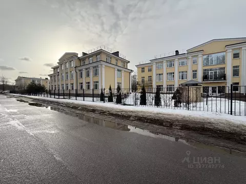 Офис в Санкт-Петербург, Санкт-Петербург, Петергоф Фабричная ул., 3 (97 ...