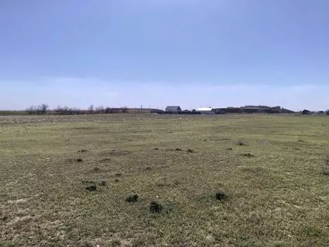 Участок в Астраханская область, Приволжский район, пос. Кирпичного ...