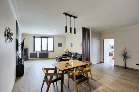 Продается 3-комнатная квартира