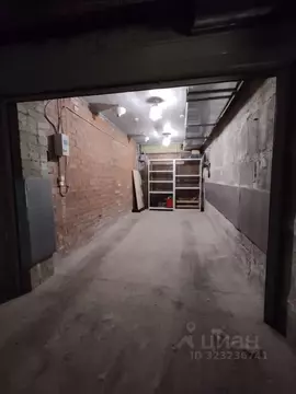 Гараж в Свердловская область, Екатеринбург Южный жилрайон,  (17 м)