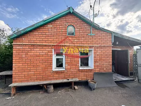 Дом в Оренбургская область, Орск пос. Первомайский, ул. Нахимова, 40 ...