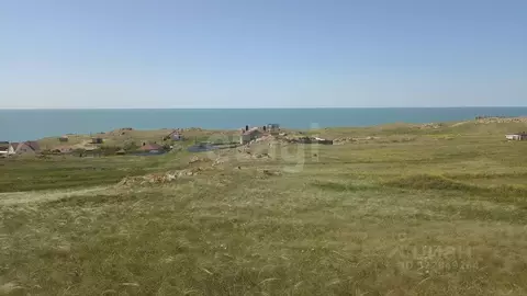 Участок в Крым, Ленинский район, Мысовское с/пос, с. Семеновка ул. ...