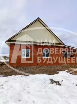 Дом в Пермский край, Чернушинский муниципальный округ, д. Зверево ул. ...